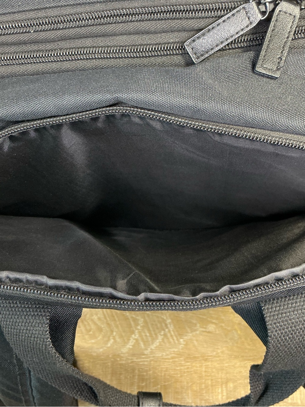 BEIS The Expandable Backpack in Black - Picture 6 of 12